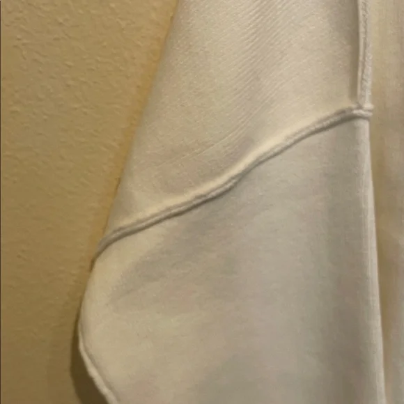 XL Women's Cream Crew Neck Sweater - Picture 5 of 5